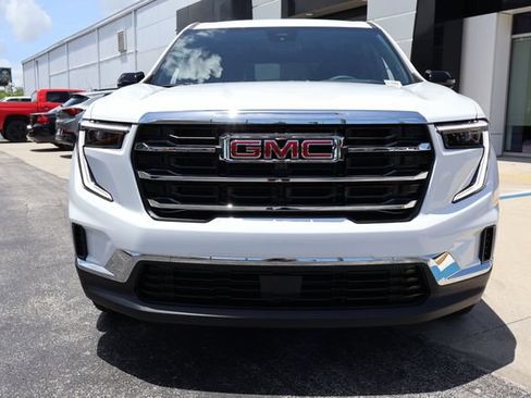 New 2026 GMC Acadia Elevation FWD image 2