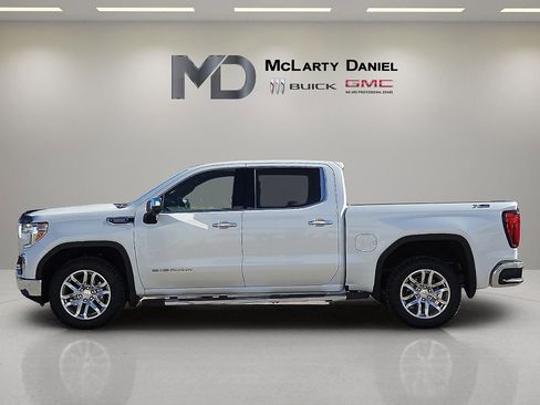 Used 2021 GMC Sierra 1500 SLT w/ SLT Premium Package image 3