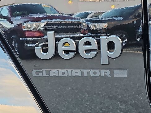New 2026 Jeep Gladiator Sport image 20