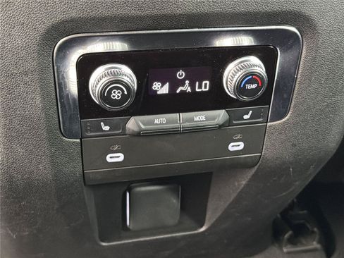 Certified 2024 GMC Yukon XL Denali RWD image 23