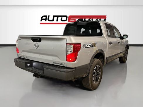 Used 2019 Nissan Titan PRO-4X AWD/4WD image 7