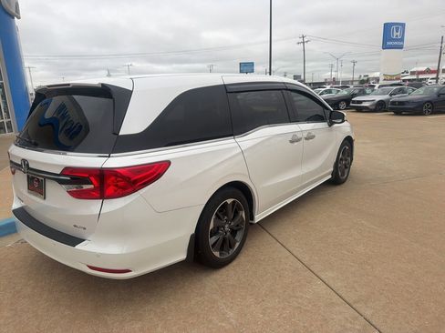 Used 2024 Honda Odyssey Elite image 15