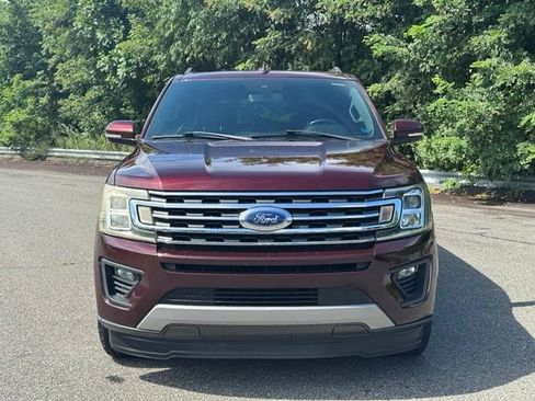 Used 2021 Ford Expedition Max XLT RWD image 2