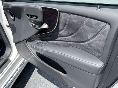 Certified 2023 Lexus LS 500 AWD w/ Luxury Package image 14