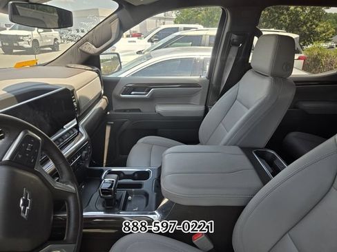 Used 2026 Chevrolet Silverado 1500 RST w/ Convenience Package II AWD/4WD image 3