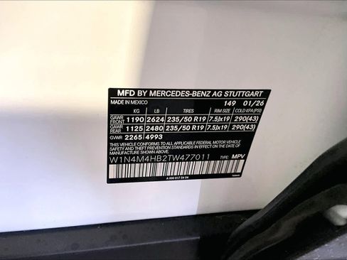 New 2026 Mercedes-Benz GLB 250 4MATIC image 12