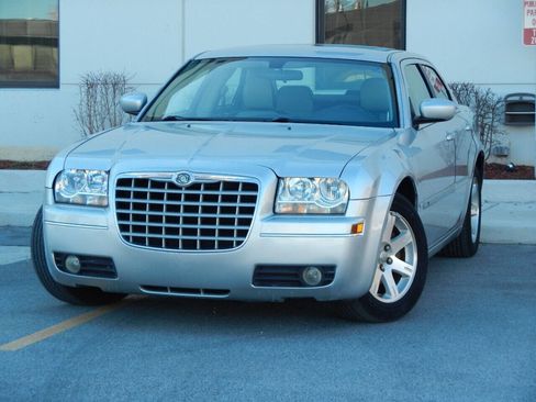 Used 2006 Chrysler 300 Touring image 5