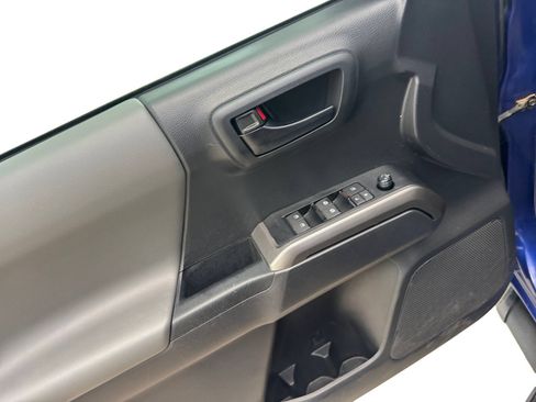 Used 2023 Toyota Tacoma SR5 RWD image 19
