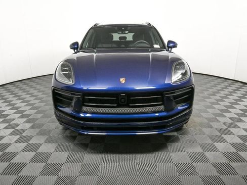 Certified 2025 Porsche Macan image 35