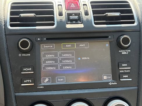 Used 2017 Subaru Forester 2.5i AWD/4WD image 25