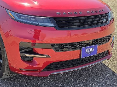 Used 2023 Land Rover Range Rover Sport SE Dynamic image 10