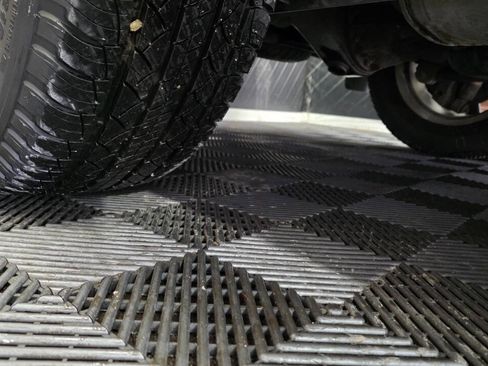 Used 2017 Lexus GX 460 image 38