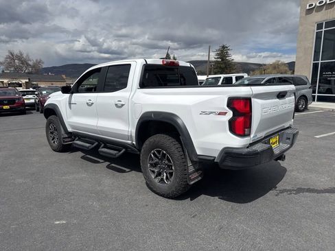Used 2026 Chevrolet Colorado ZR2 w/ Technology Package AWD/4WD image 7