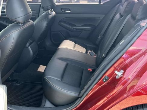 Used 2022 Nissan Altima 2.0 SR FWD image 16