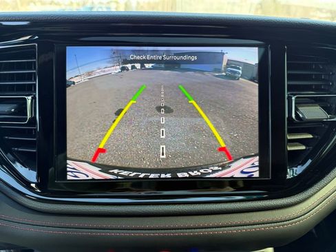 Used 2022 Dodge Durango R/T w/ Blacktop Package image 21