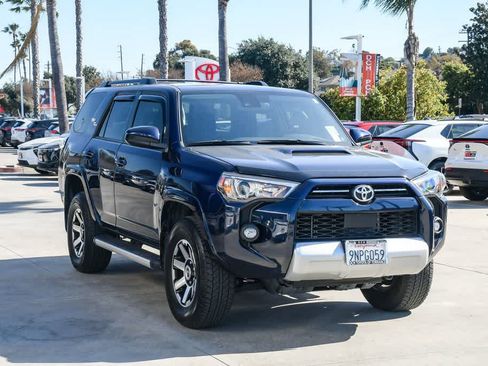 Used 2023 Toyota 4Runner TRD Off-Road image 3