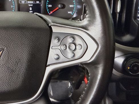 Used 2022 Chevrolet Colorado LT w/ LT Convenience Package RWD image 15