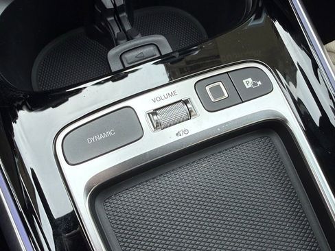 New 2026 Mercedes-Benz GLB 250 4MATIC image 32