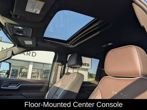 Used 2026 GMC Sierra 2500 Denali w/ Technology Package AWD/4WD image 28