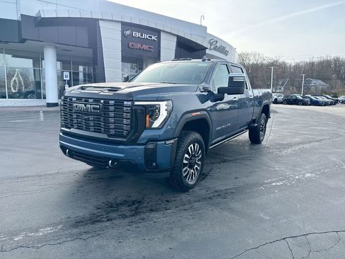 New 2026 GMC Sierra 2500 Denali Ultimate image 4