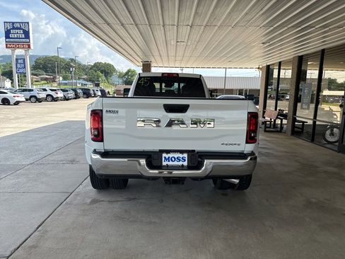 Used 2026 RAM 3500 Tradesman AWD/4WD image 5