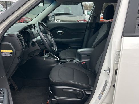 Used 2017 Kia Soul + w/ Designer's Package image 21