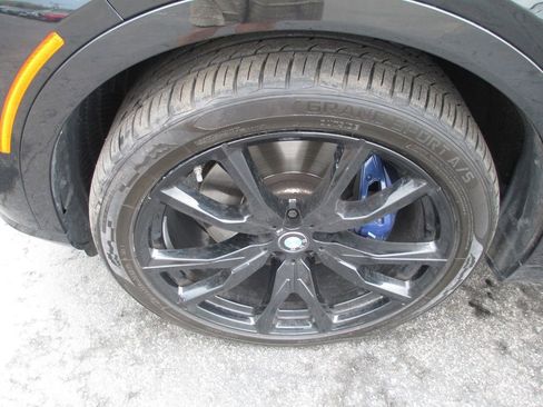 Used 2023 BMW X7 xDrive40i w/ M Sport Package image 15