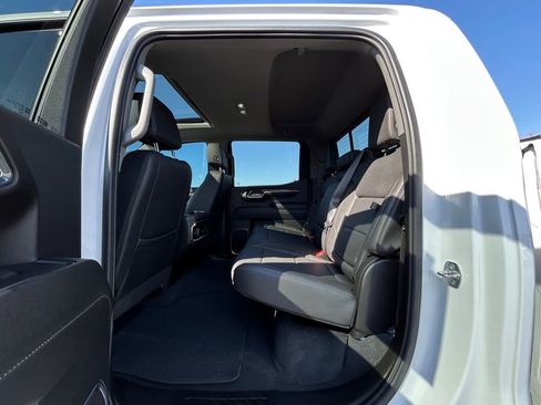 Used 2024 GMC Sierra 1500 Elevation w/ Elevation Premium Package image 13