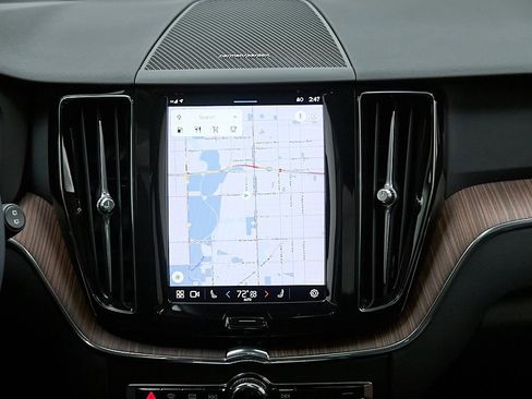 Certified 2023 Volvo XC60 B5 Plus w/ Protection Package Premier image 29