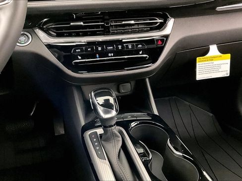 New 2026 Buick Envista Avenir FWD image 7