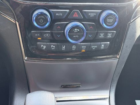 Used 2021 Jeep Grand Cherokee Limited X RWD image 11
