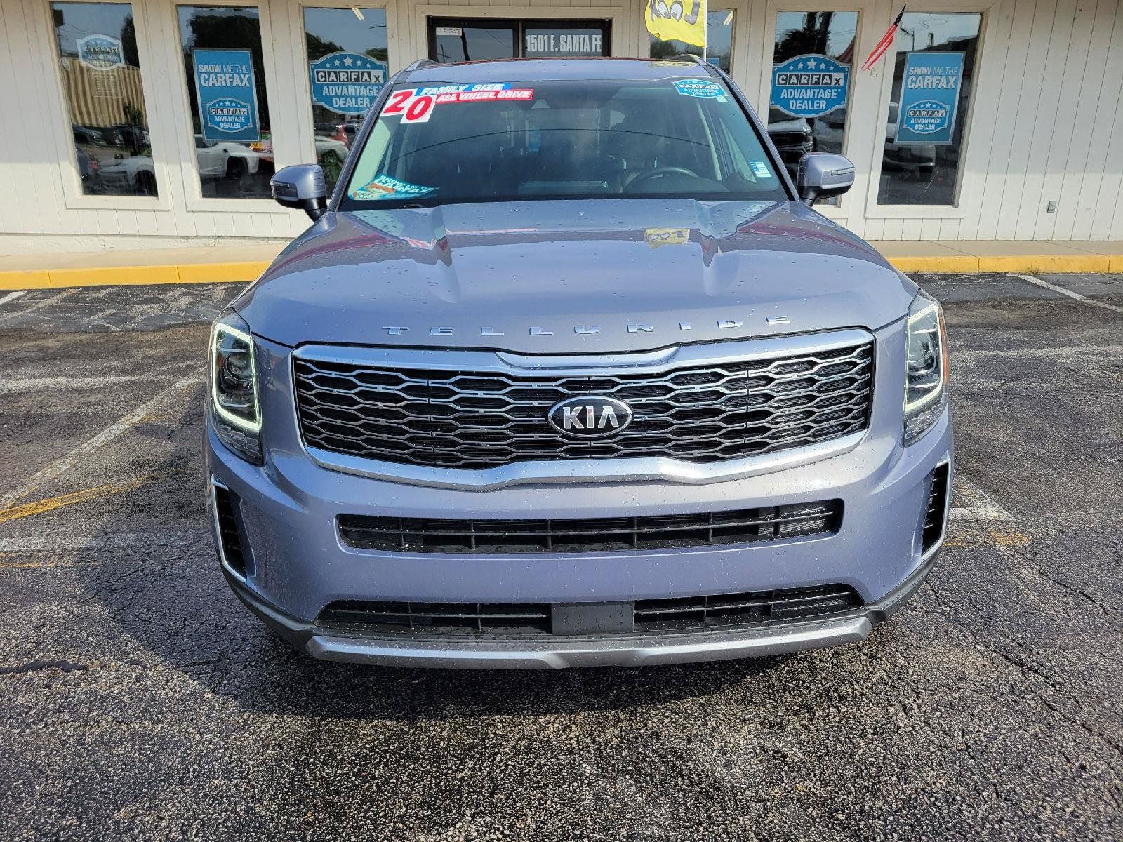 Used 2020 Kia Telluride EX AWD/4WD image 2