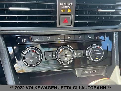 Used 2022 Volkswagen Jetta GLI Autobahn FWD image 11