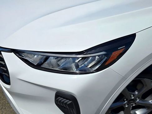 Used 2023 Ford Escape ST-Line AWD/4WD image 26
