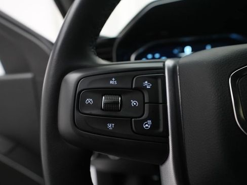 Used 2023 GMC Sierra 1500 Elevation w/ X31 Off-Road Package AWD/4WD image 17