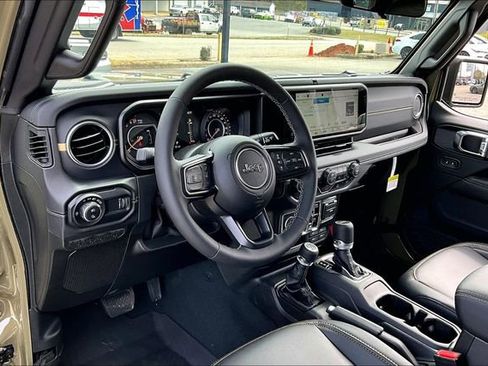 New 2026 Jeep Gladiator Sport AWD/4WD image 7