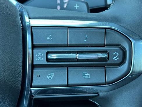 New 2026 GMC Yukon XL Elevation image 32