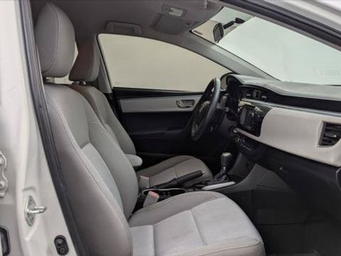 Used 2016 Toyota Corolla LE FWD image 21