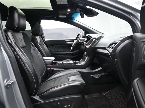 Used 2020 Ford Edge ST w/ Equipment Group 401A image 33