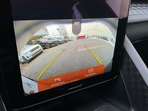 Used 2023 Polestar Polestar 2 w/ Pilot Pack image 22