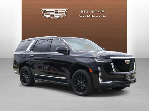 Used 2023 Cadillac Escalade Luxury w/ LPO, Illumination Package RWD image 7