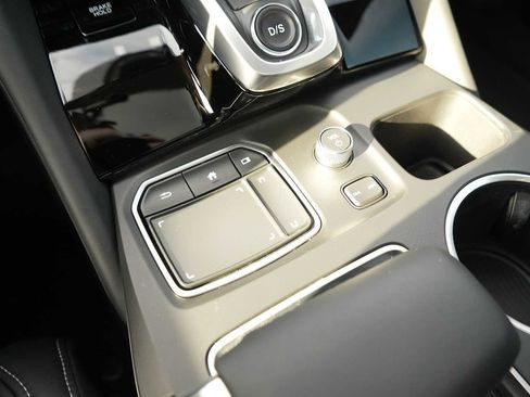 Certified 2023 Acura MDX SH-AWD w/ Technology Package image 25