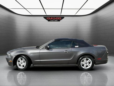 Used 2014 Ford Mustang V6 2dr Convertible w/ Equipment Group 102A image 3