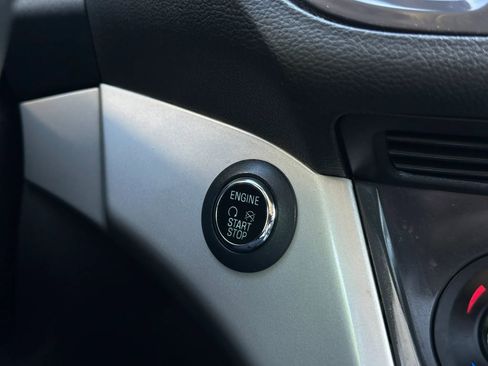 Used 2013 Ford C-MAX SEL FWD image 38