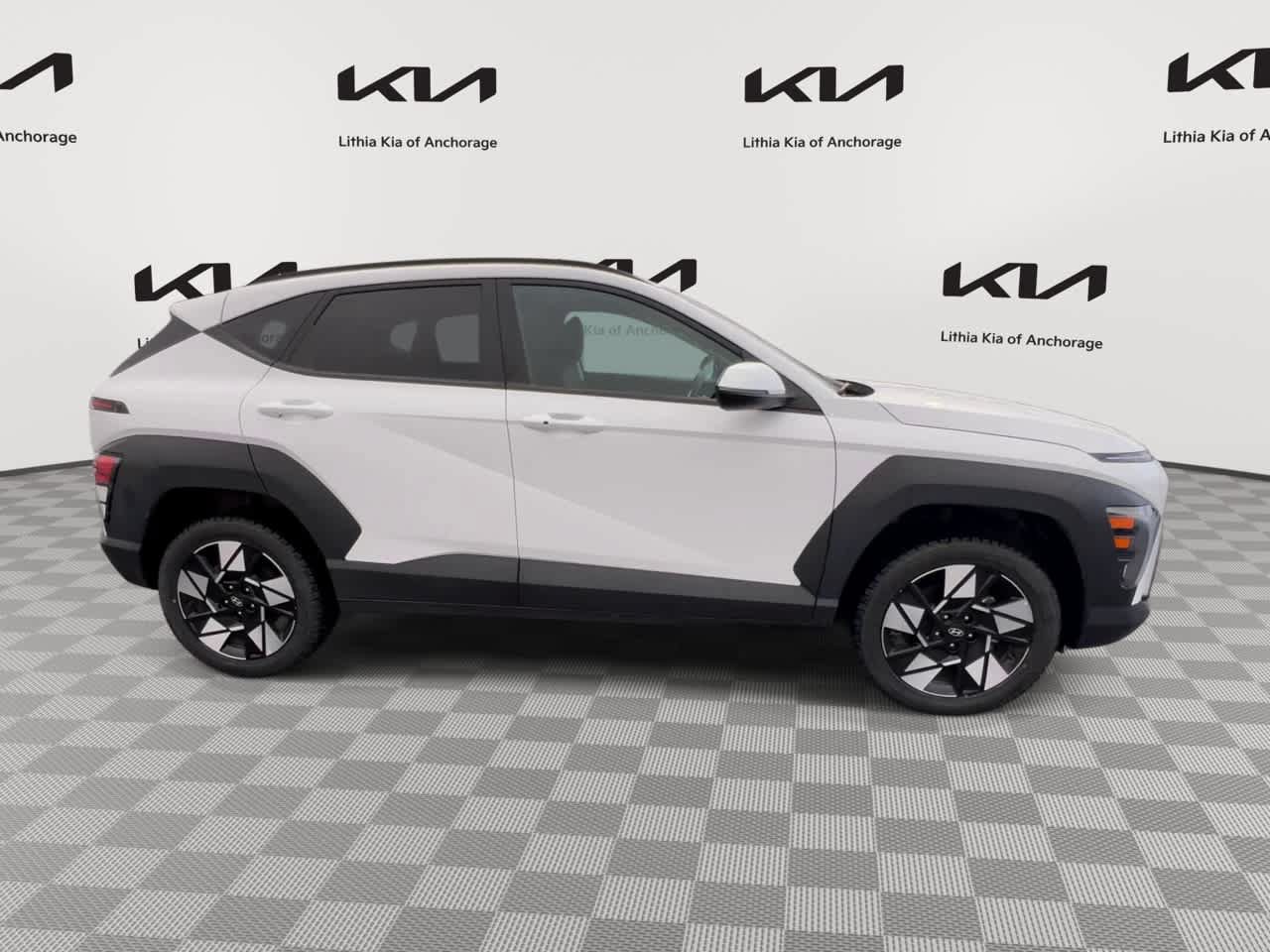Used 2025 Hyundai Kona SEL AWD/4WD image 9