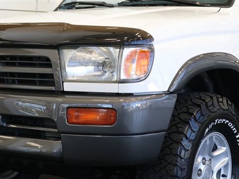 Used 1997 Toyota 4Runner SR5 w/ Sports Pkg AWD/4WD image 12