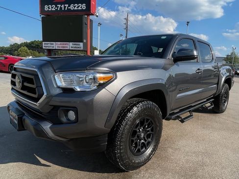 Used 2021 Toyota Tacoma SR5 image 4