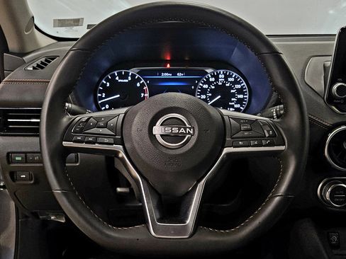 Used 2025 Nissan Sentra SR image 35