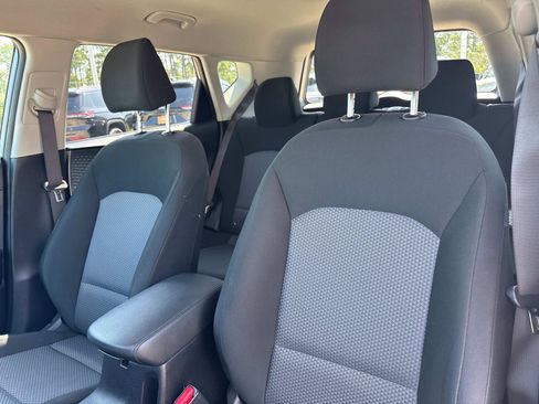 Used 2024 Kia Soul LX w/ Option Group 015 FWD image 19