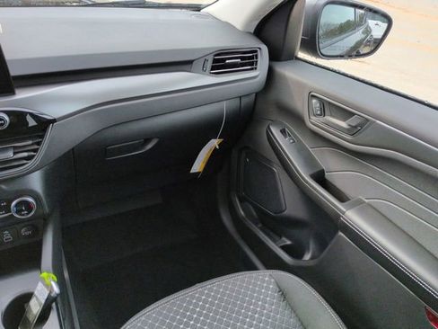 New 2026 Ford Escape Active image 16